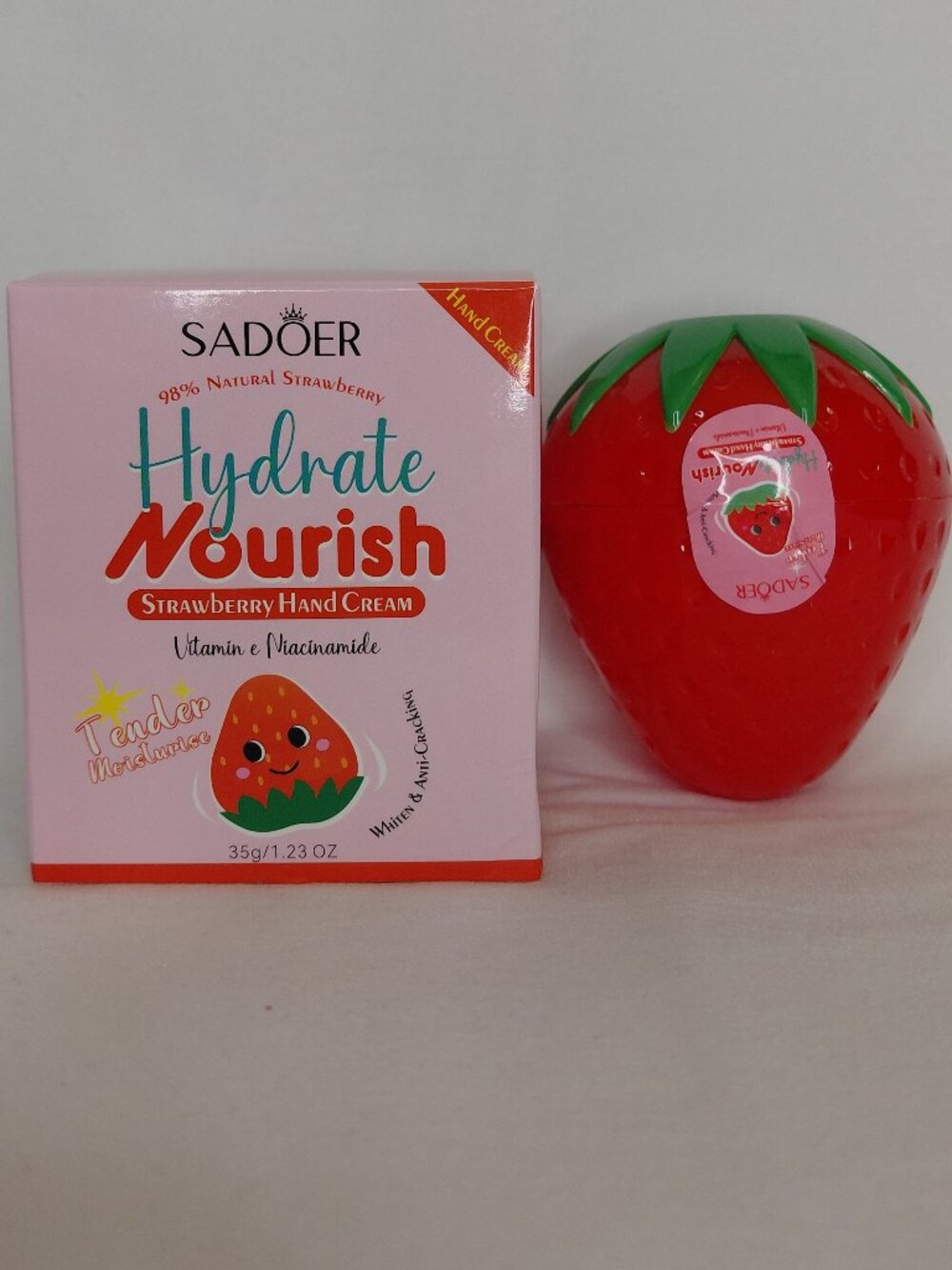 Sadoer -  Hydrate Nourish Hand Cream - Strawberry